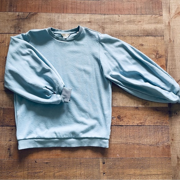 Ted Baker Puff Sleeve Pleat Sweatshirt Ice Blue Size US 6 - Picture 3 of 12